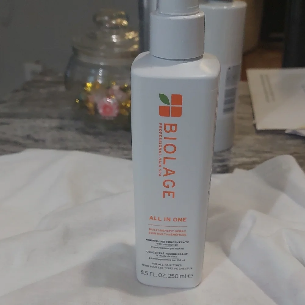 Biolage All In One Multi-Benefit Hairspray - White - Picture 1 of 8